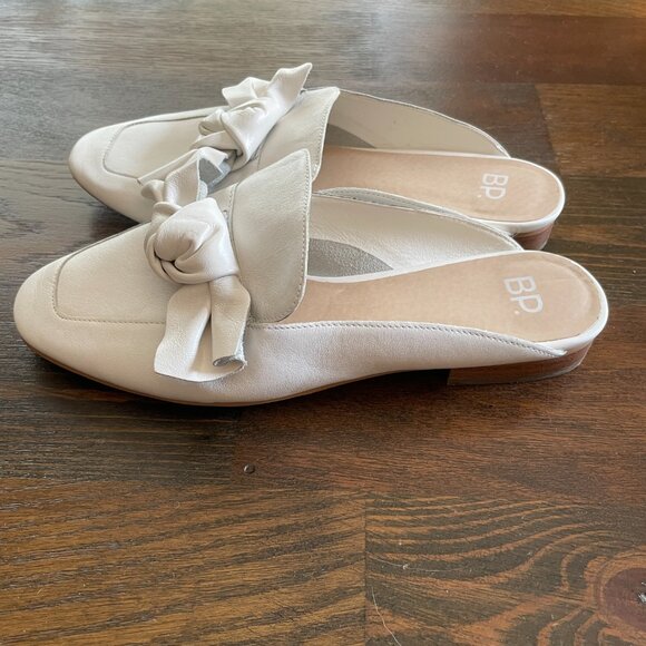 NEW White Genuine Leather Brass Plum Nordstrom Bow Loafers - Picture 2 of 7